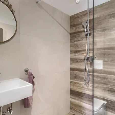 Modern Casa Storija With Pool In Novigrad Villa