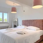 Modern Casa Storija With Pool In Novigrad Vila *