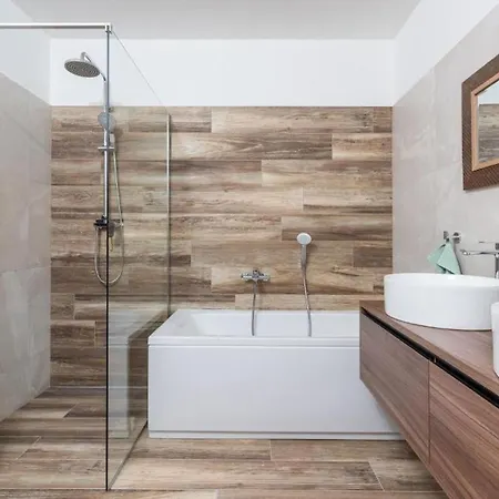 Modern Casa Storija With Pool In Novigrad *